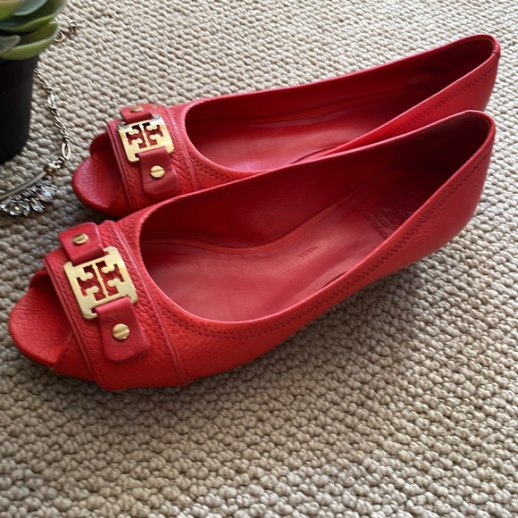 Tory Burch Emma wedge - Picture 2 of 8